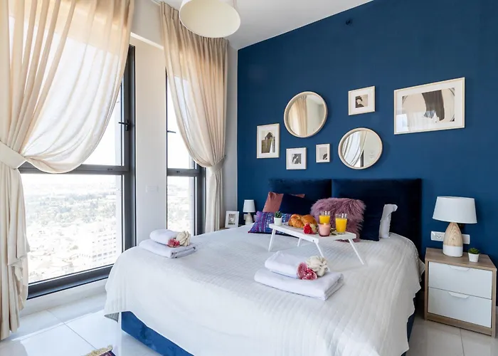 Jtower - Magical Apartments In City Center